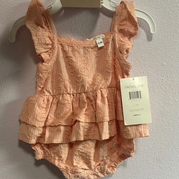 Rachel Zoe Peach Ruffled Baby Romper with Sunglasses - Picture 2 of 7